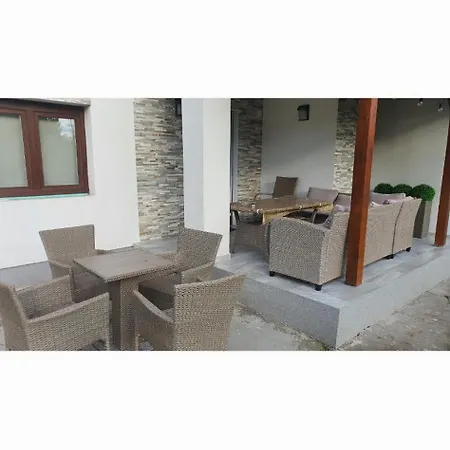 Couette-café Hermina Panzio 4*
