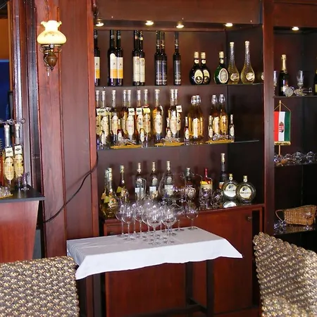 Couette-café Hermina Panzio 4*